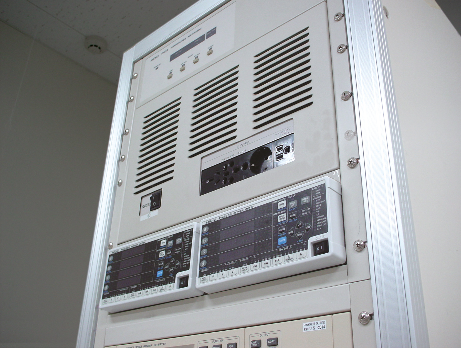 HIOKI PW3335 single channel Power Meter offers high precision measurement of power consumption