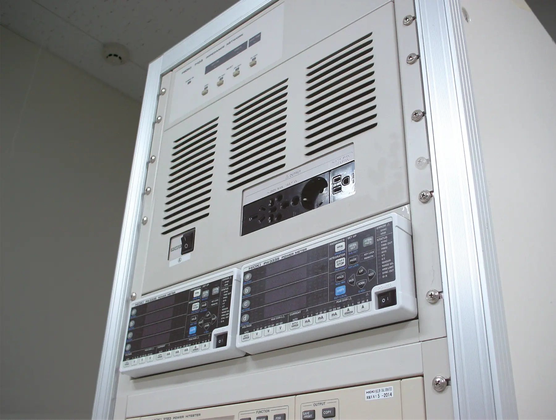 HIOKI PW3335 single channel Power Meter offers high precision measurement of power consumption