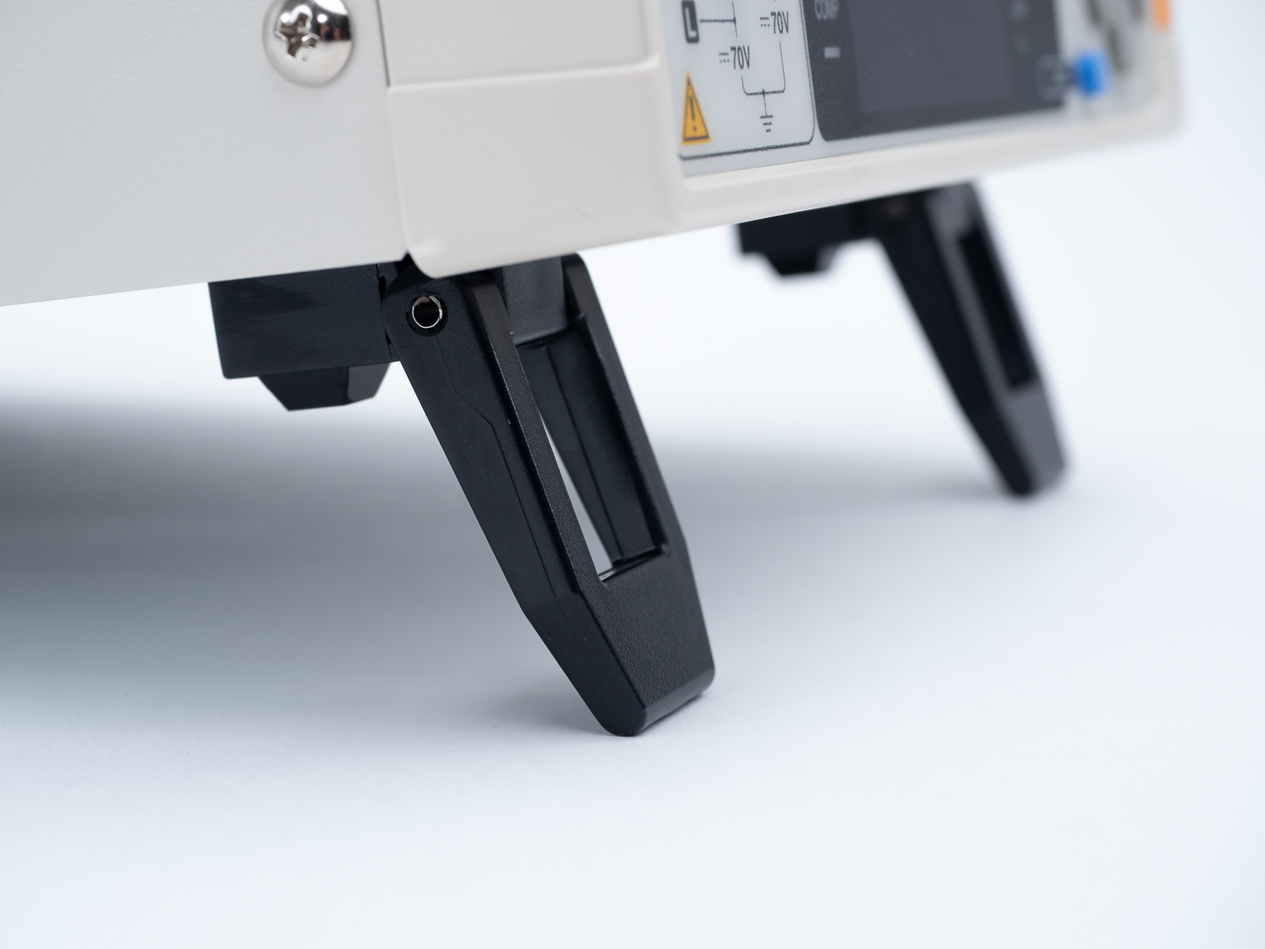 77440075 - Replacement Front Stand Foot for HIOKI bench-top RM and BT-series instruments 