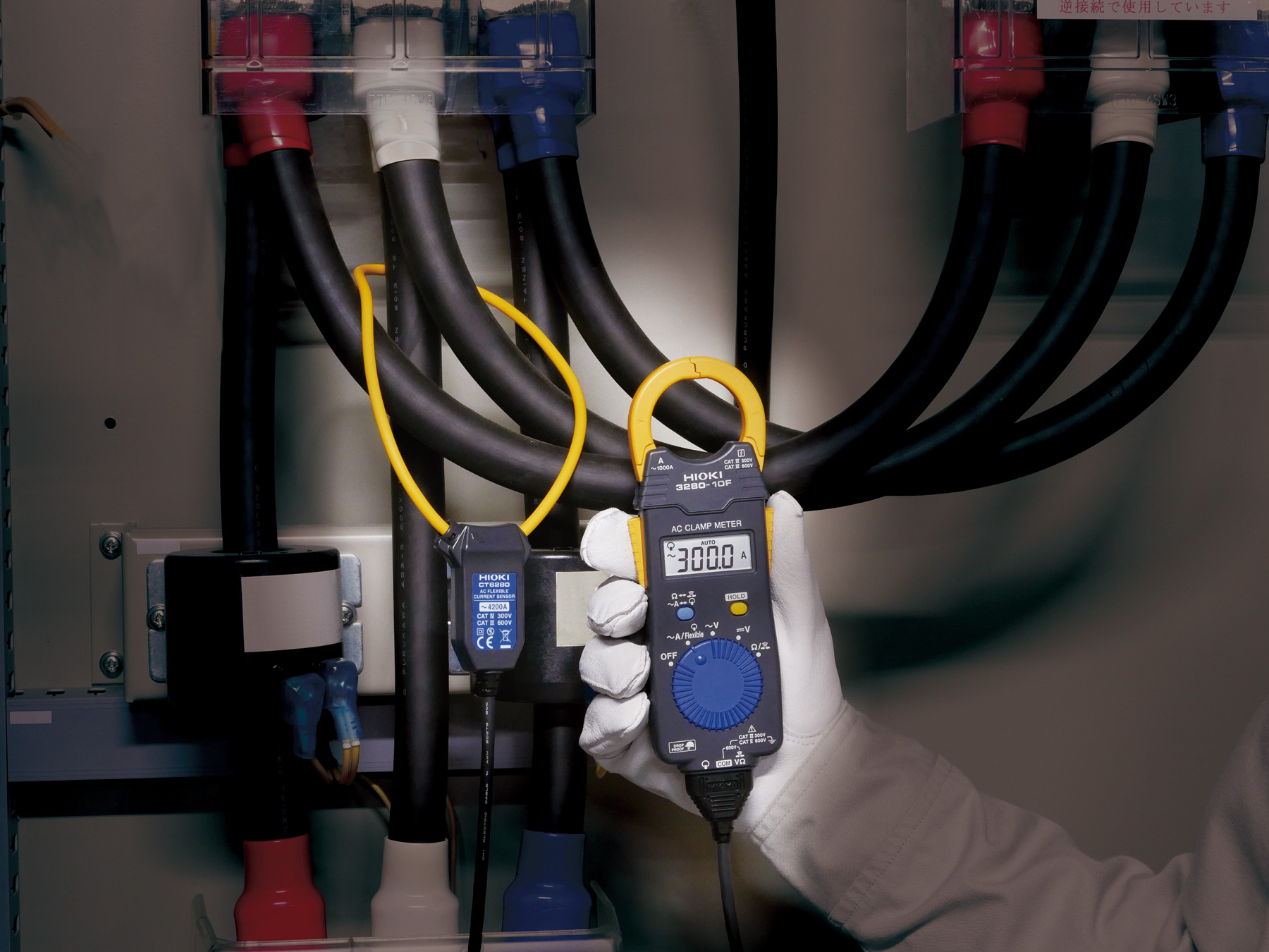 HIOKI 3280-70F AC clamp meter with CT6280 flexible AC current sensor