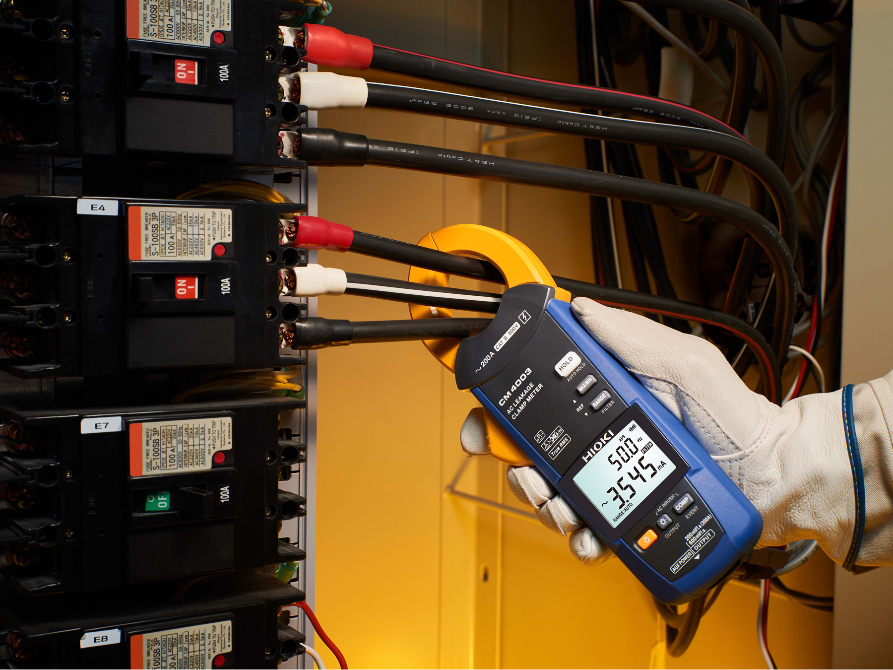 HIOKI CM4003 ac leakage clamp meter measuring range of 6ma to 200a