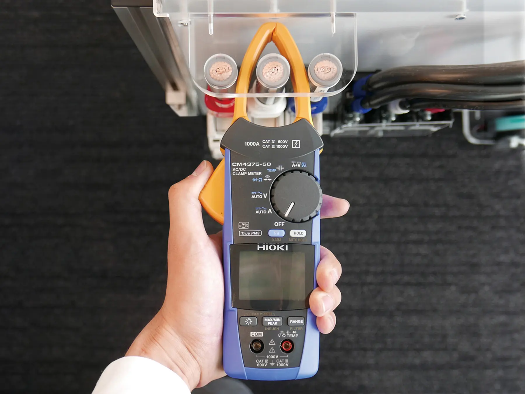 CM4375-50 - True RMS AC/DC Clamp Multimeter with 1000 A Range and Super Slim Jaws