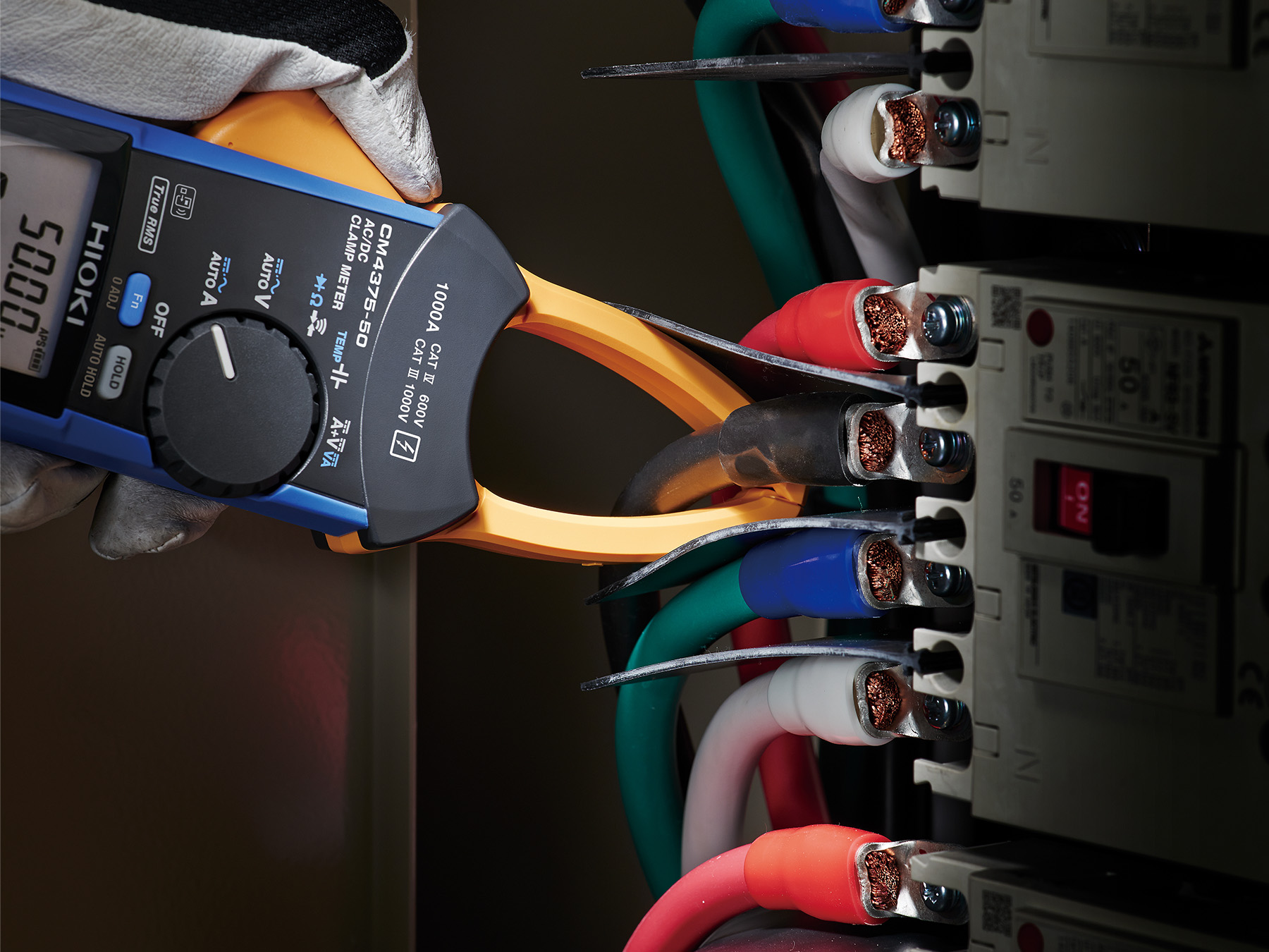 CM4375-50 - True RMS AC/DC Clamp Multimeter with 1000 A Range and Super Slim Jaws