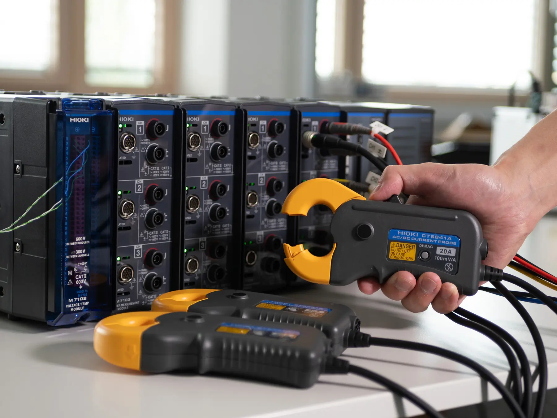 HIOKI CT6841A AC DC high accuracy current clamp using advanced fluxgate technology 20A rated current