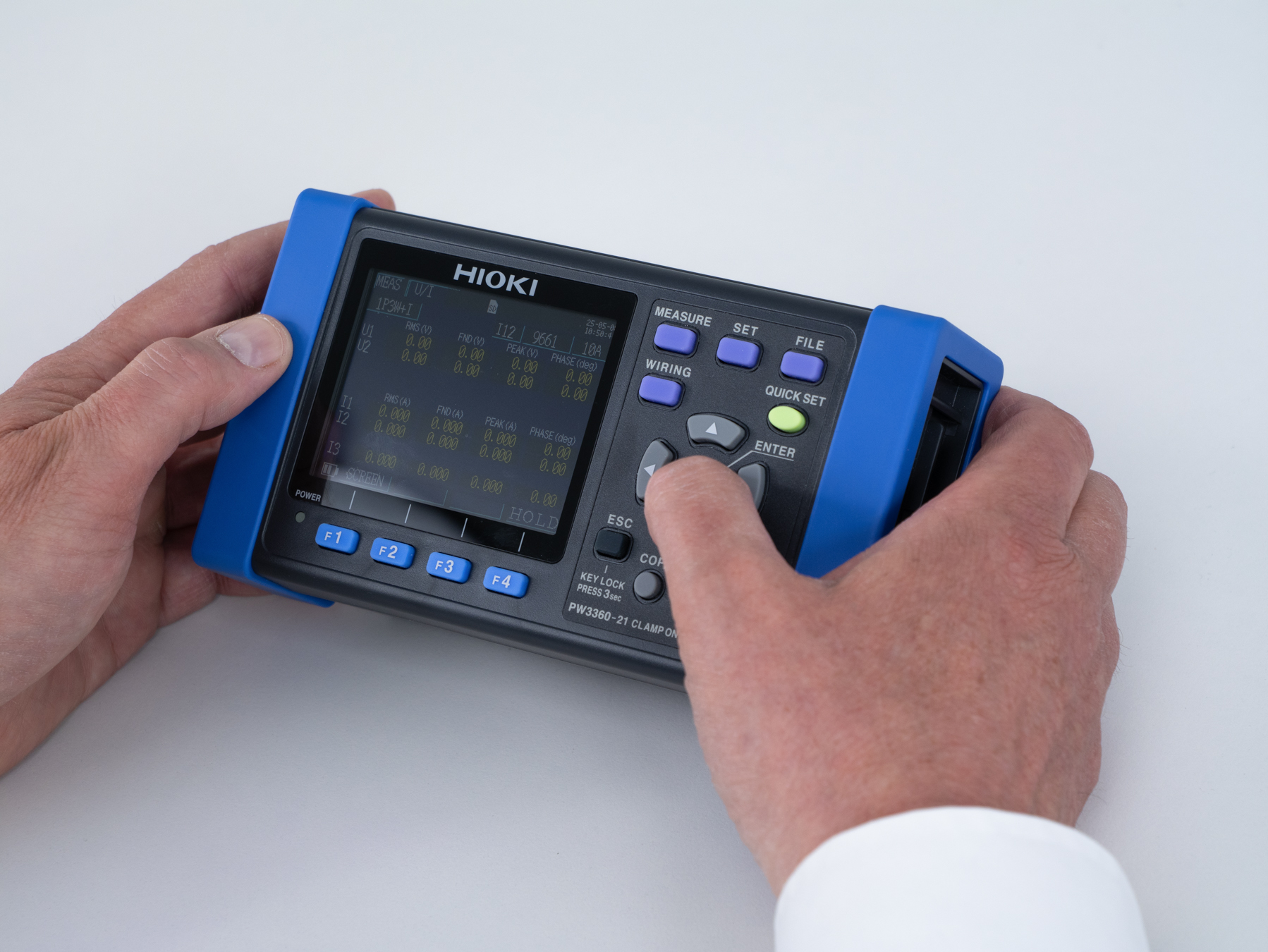 HIOKI PW3360-20 clamp on power logger measures voltage from 90v to 780v