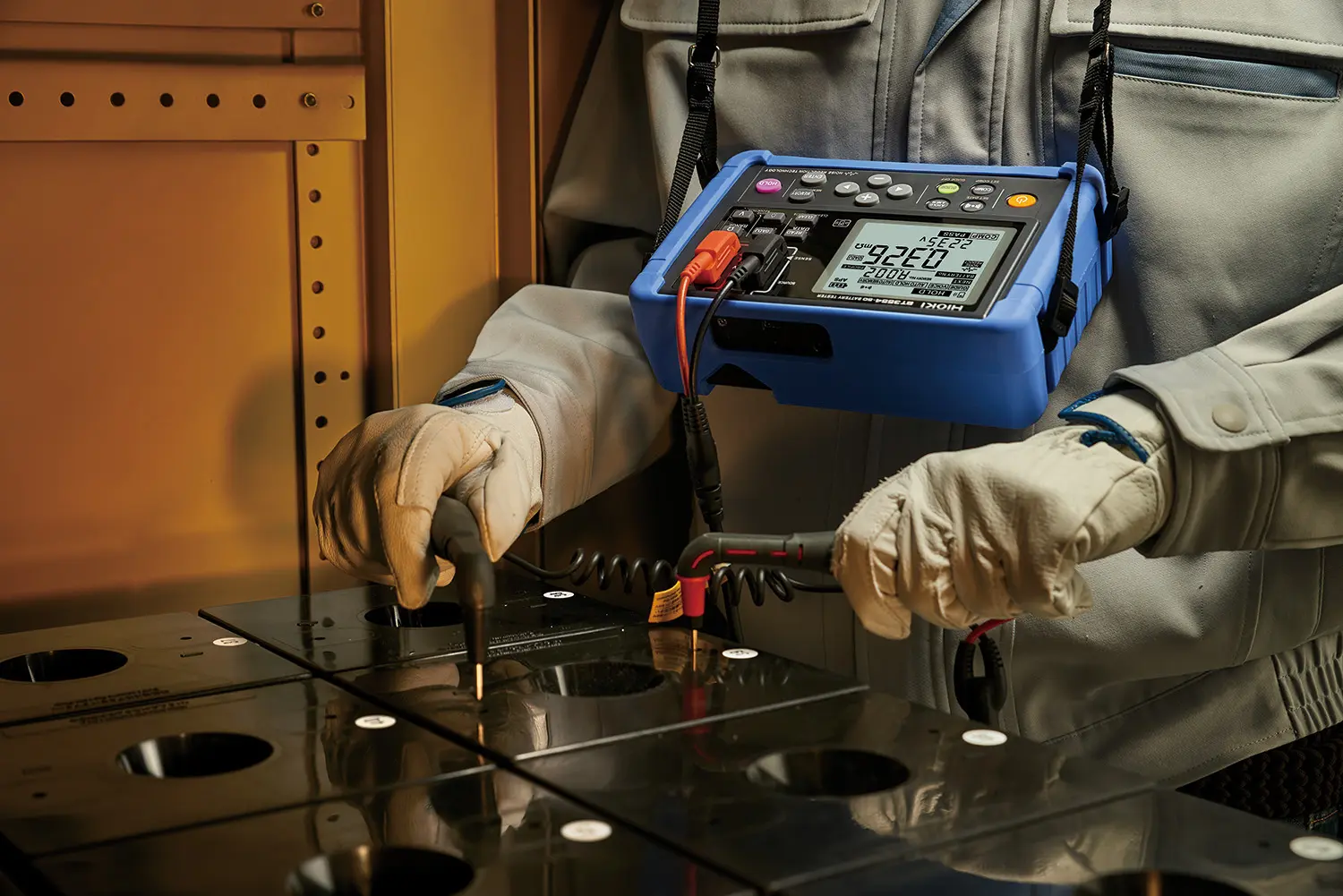 BT3554-92 - Portable Battery Tester, L2020 Test Lead and Z3210